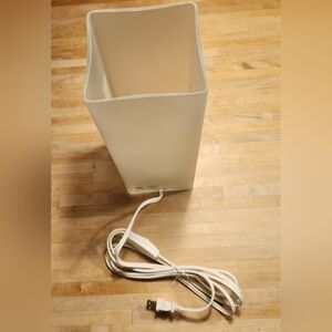 GRONO lamp 11" x 4.5" x 4.5" cool frosted glass simple but strong east light.